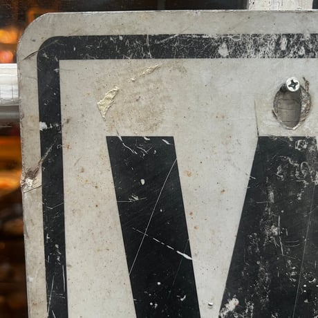 Vintage W SIGN 17-18-12