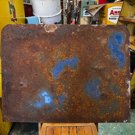 Vintage Mobil Oil Sign P-1