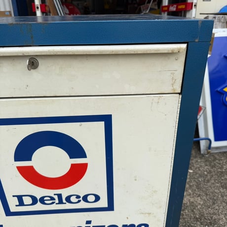 Vintage Delco 大型キャビネット 18-262