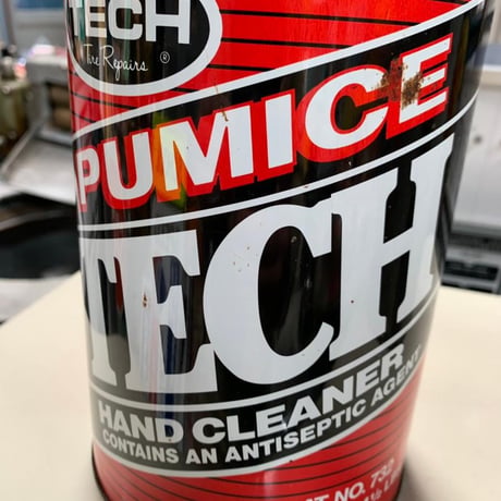 TECH　ヴィンテージ　缶