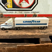 Vintage GOODYEAR  セミトレーラー トイカー 20-428-20