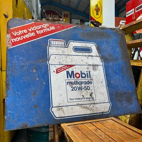 Vintage Mobil Oil Sign P-1
