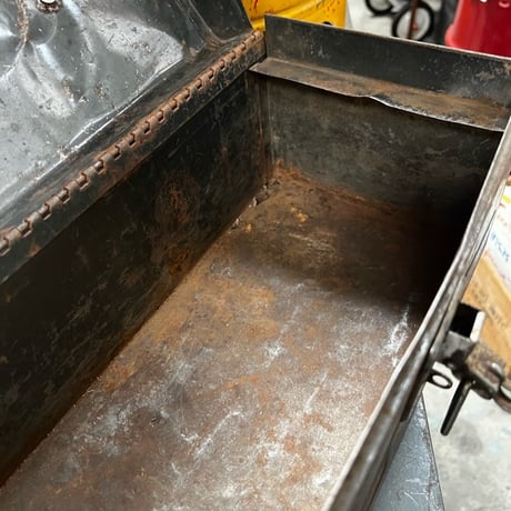 Vintage  ToolBox 19-229