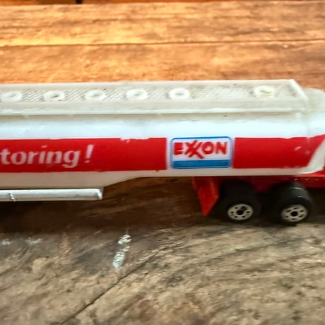 Vintage EXXON タンクローリートラック 20-428-24