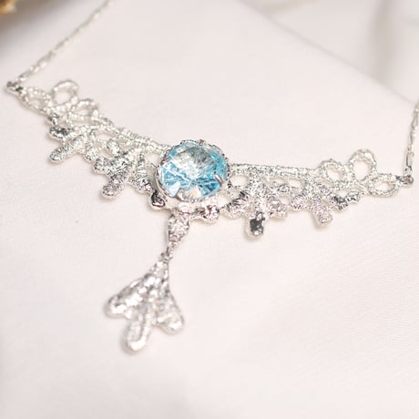 【一点もの】レース模様ネックレス（Silver×ブルートパーズ）
