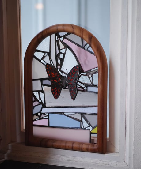 Papillon Panel 1