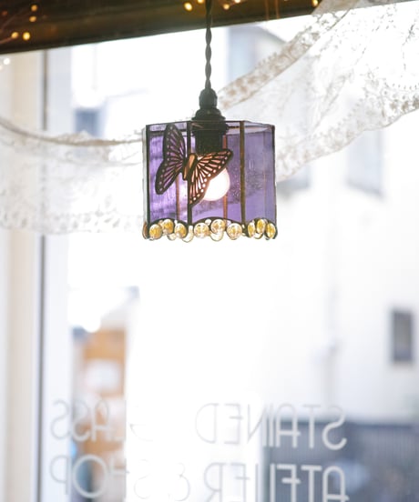 Papillon lamp 2