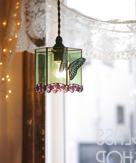 Papillon lamp 1