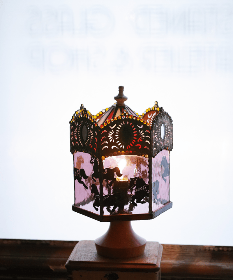 アンティーク イギリス マドラスレース 馬のギャロップ 駆歩 横長カーテンパネル アンティーク イギリス マドラスレース 馬のギャロップ 駆歩