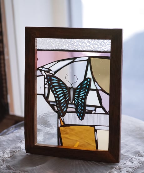 Papillon panel 2