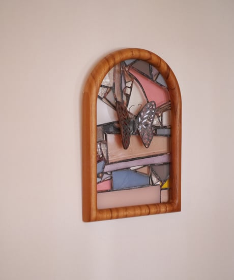 Papillon Panel 1