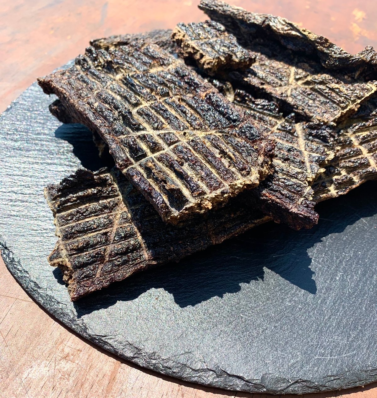 ペット用】熊本県産 鹿サプリビスケット 300g | ペット家ヨシナガ