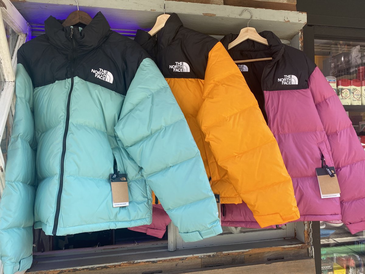 The North Face Nuptse jacket (WASABI)