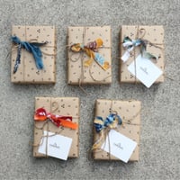 GIFTWRAPPING