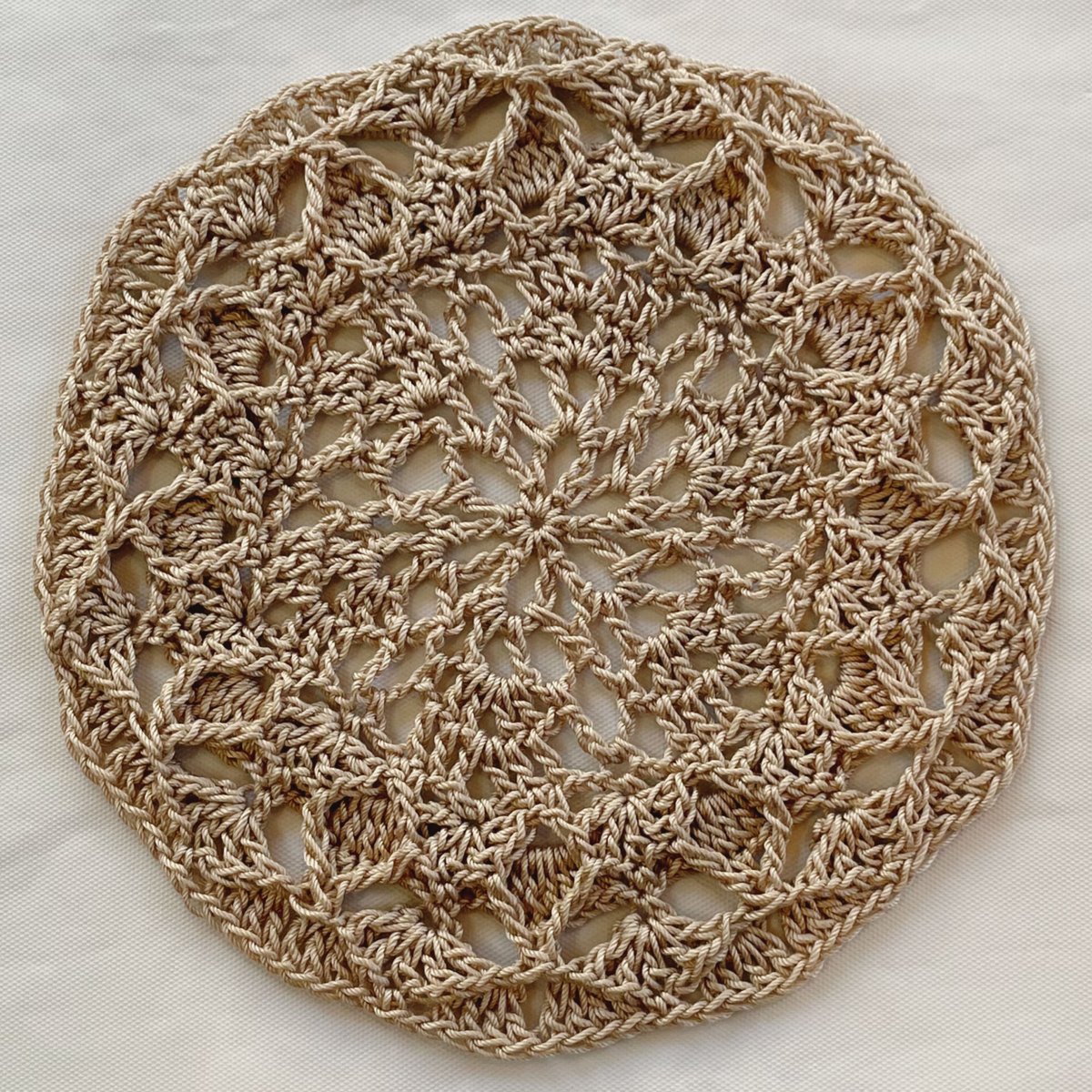 ドイリー885❤️✿︎大きめドイリー✿︎ 専用 ドイリー①【編み図DL版】 | NatsuminnHMR STORE