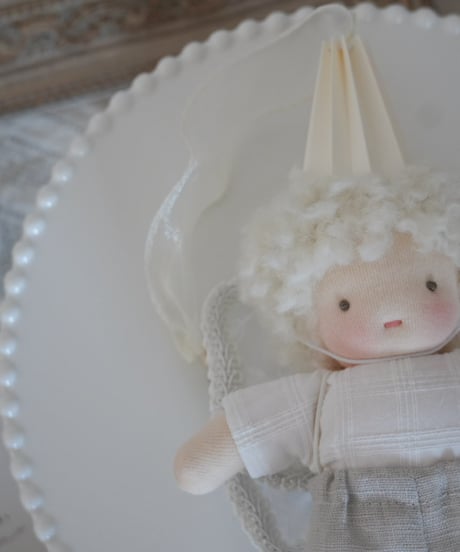 mini doll wing