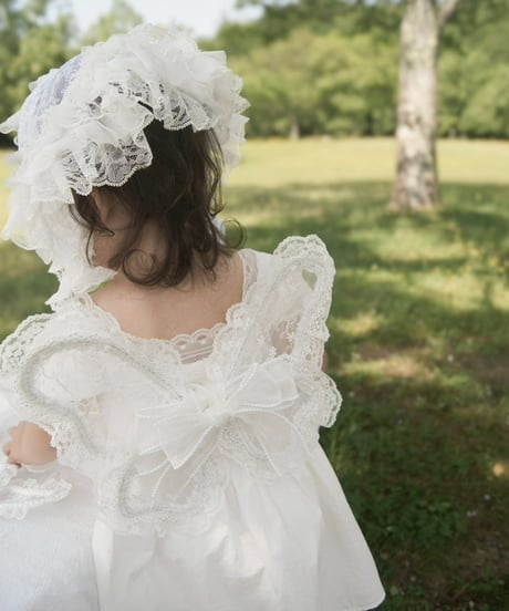 fairy wing - white flower -