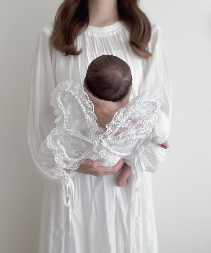 frill - size3 white/black | onni