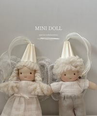 mini doll wing