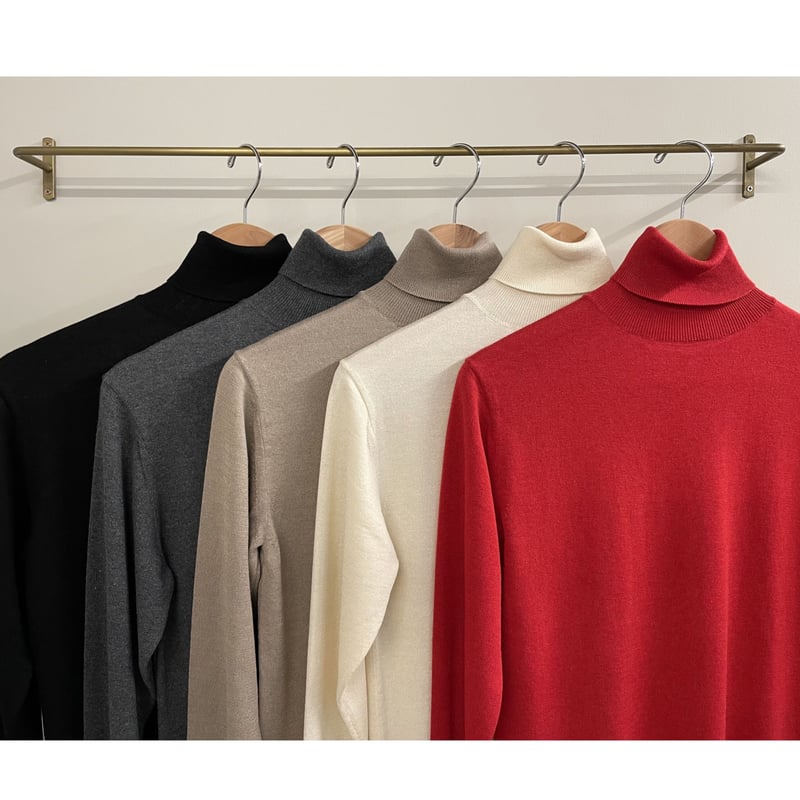 comm.arch Silk Cashmere High Neck | niban STORE