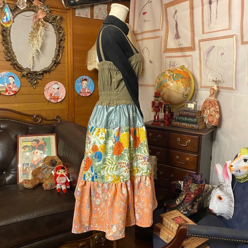 【廃盤生地】 ハンドメイド作家 mifumi リリィのワンピース 廃盤生地】 ハンドメイド作家 mifumi リリィのワンピース