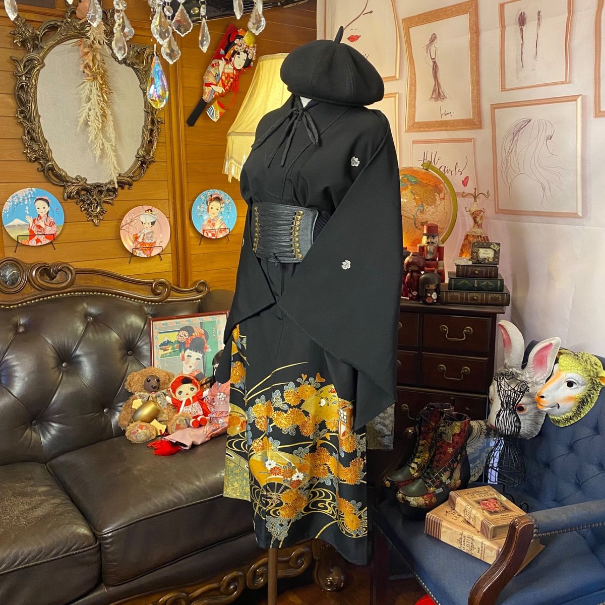 和洋折衷 黒留袖 着物 リメイク ワンピース ドレス 洗える 化繊 ハンドメイド レトロ 古着  花唐草や幾何の吉祥が細やかに重なる TKW-76 和洋折衷 黒留袖 着物 リメイク ワンピース ドレス 洗える 化繊 花唐草