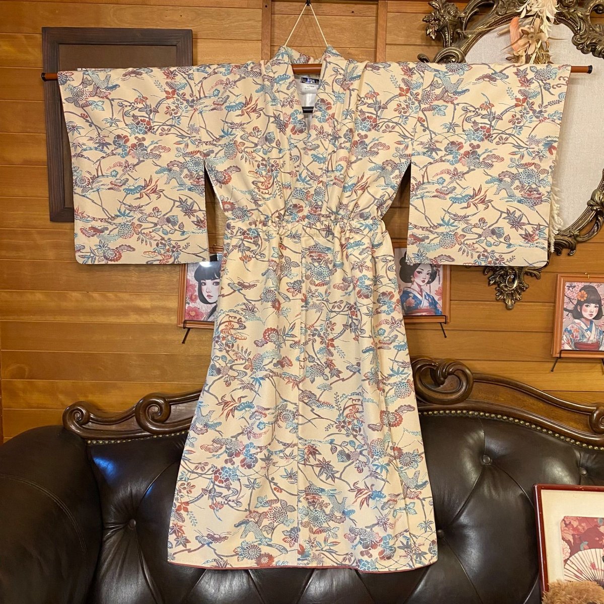 着物 ワンピース ドレス ハンドメイド リメイク 重ね衿 襟 帯サッシュベルト 帯バッスル 和洋折衷 洗える 化繊 レトロ 古着 KWS-14 金木犀のような明るい黄色の花々が全体を彩り、鮮やかなコントラストを描く 《みずたま畑のプレミアムお着物セット》 着物 ワンピース ドレス リメイク 重ね衿 襟 帯サッシュベルト 帯
