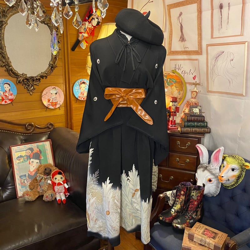 和洋折衷 レトロ 古着 黒留袖 着物 和 モダン ハンドメイド リメイク  