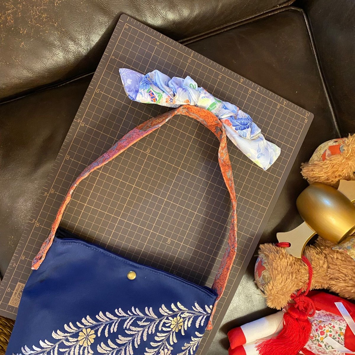 名古屋帯and着物リメイク ショルダーバッグ｜和洋折衷 クラシカル