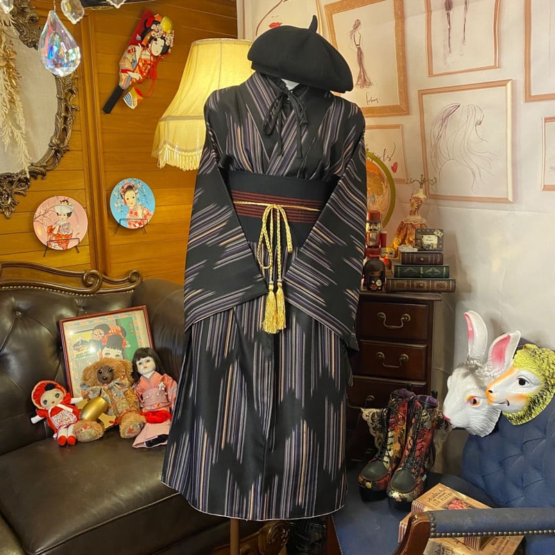 和洋折衷アンサンブル着物リメイクワンピース 帯サッシュベルト付き ハンドメイド レトロ 古着 フリーサイズ 黒×赤・絣 MKW-58 和洋折衷アンサンブル着物リメイクワンピース 帯サッシュベルト付き