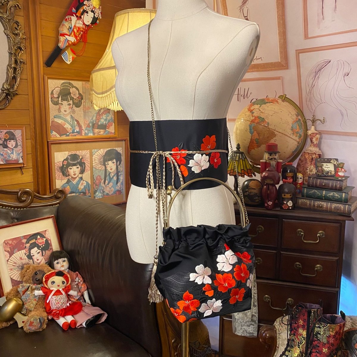 和洋折衷 名古屋帯リメイク ハンドバッグ バック ショルダーチェーン付き ガマ口タイプ 帯サッシュベルト セット 静けさの中に、格と物語を宿す。あ-100 fit=scale-down,w=1200