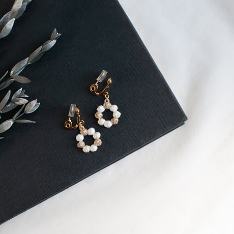 ring white