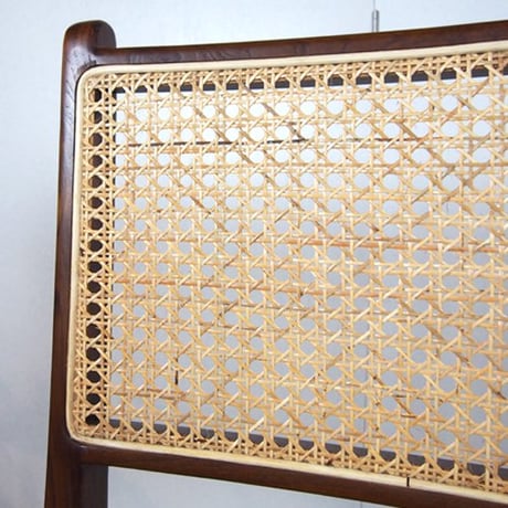 ラタンのクロスチェア　ラタン家具　椅子　ダイニングチェア