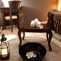 お花スツールH　サロン家具　玄関イス　お花スツール　木彫り チェア