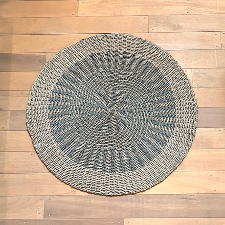 シーグラスのラウンドラグ　φ100-120(cm)