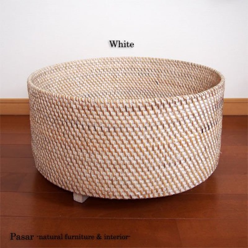 ラタン 大きな脚付バスケット | インテリアショップPasar