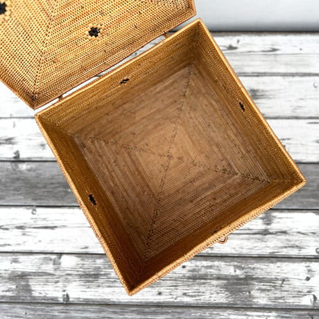 アタ　蓋付きスクエアBOX 30cm