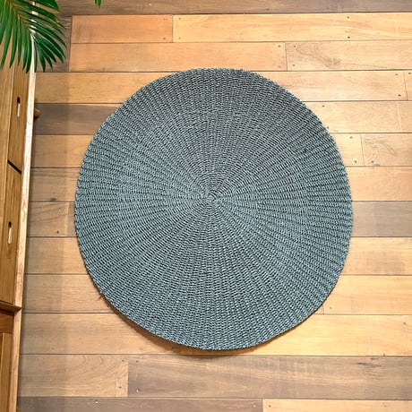 グレーのラウンドラグ　φ100-120(cm)