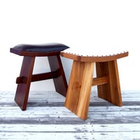 チョコレートスツール　アジアン家具　玄関イス 　チーク無垢材　レザー