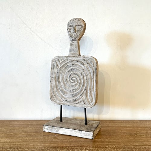 out of museum 購入　プリミティブオブジェ fit=scale-down,w=1200