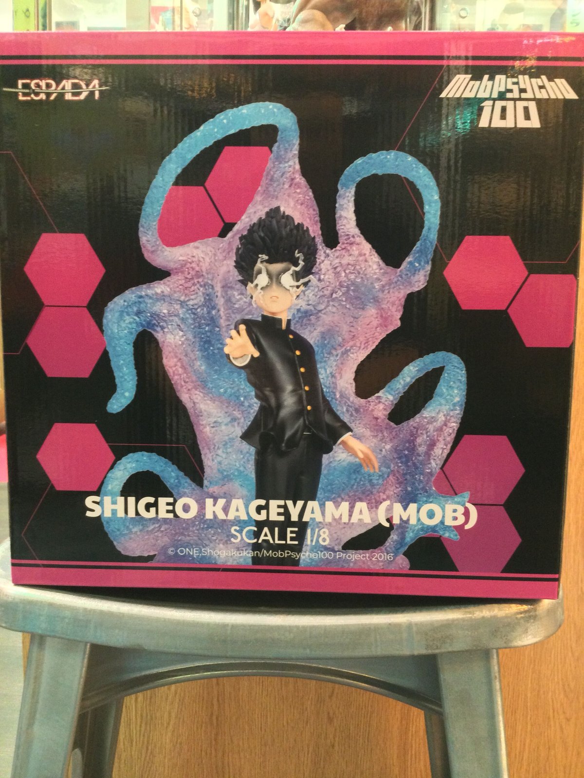 日本未発売 海外版 モブサイコ100 影山茂夫 1/8フィギュア Amazon.co.jp: モブサイコ100 影山茂夫 1/8フィギュア : おもちゃ