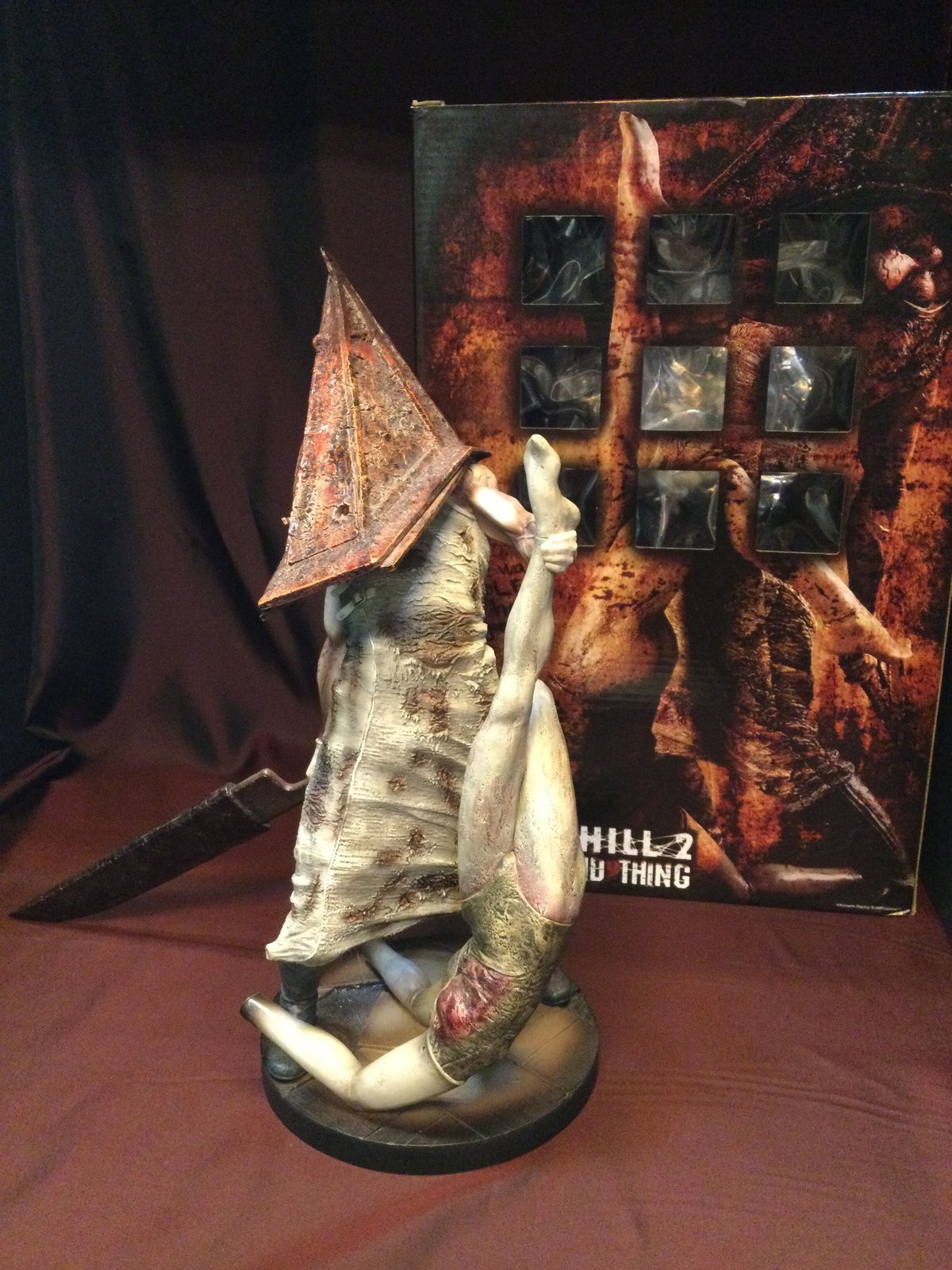 サイレント・ヒル2/レッド・ピラミッドシング 1/6 | スタチュー