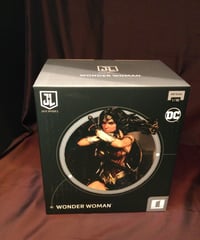 IRON/ワンダーウーマン　1/10  ザックスナイダーカット