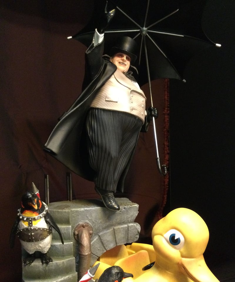 IRON/バットマンリターンズ・ペンギン 1/10スタチュー
