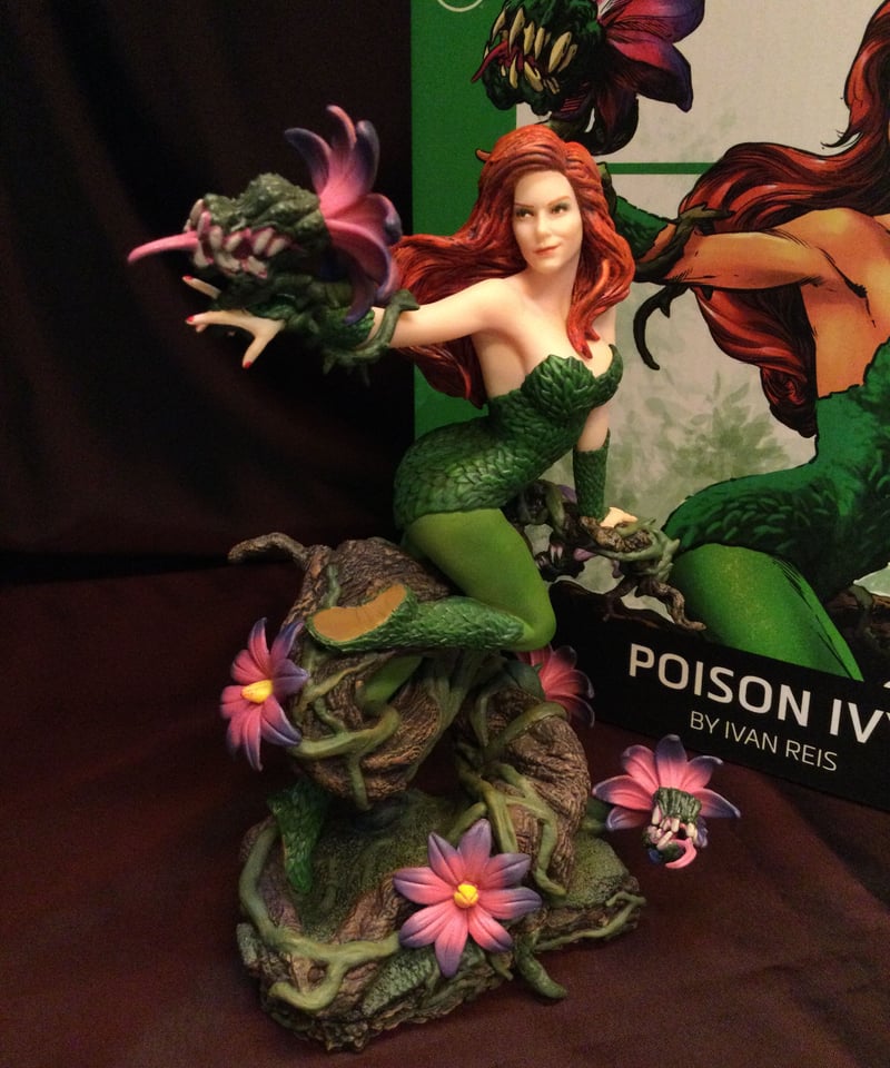 アメコミ・英語　ポイズン・アイビー　POISON IVY アメコミ・英語 ポイズン・アイビー POISON IVY