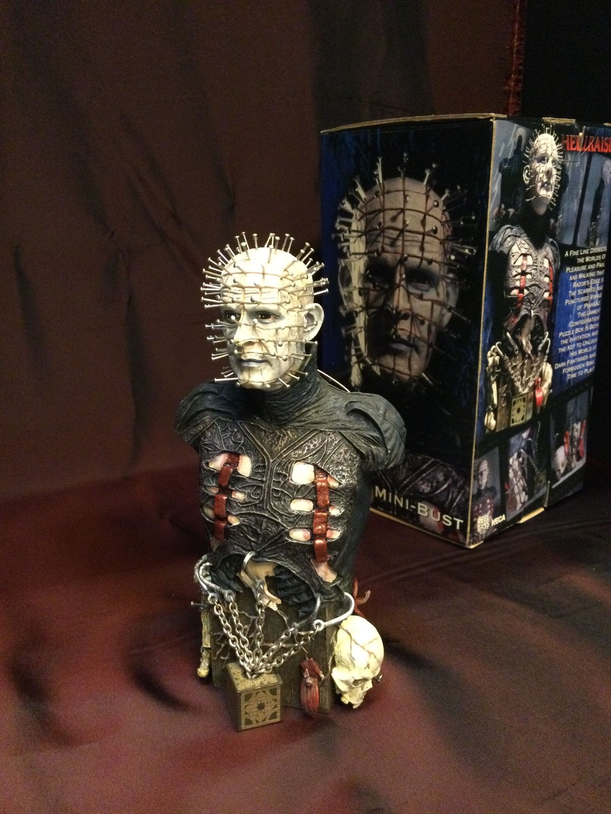NECA/ヘルレイザー・ピンヘッド バストスタチュー | スタチュー NECA/ヘルレイザー・ピンヘッド バストスタチュー | スタチュー