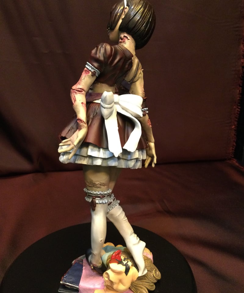 ゾンビガール リペイント　回天堂 1/8 フィギュア 美品　開封済 回天堂ホラーフィギュアシリーズ ゾンビガール ポリストーン完成