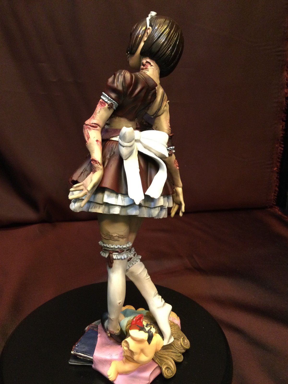 回天堂ホラーフィギュアシリーズ・ゾンビガール（完成品