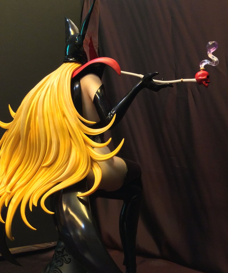 ①BLITZWAY レジェンドアニメシリーズ ドロンジョ 1/4 全長39㎝ Amazon