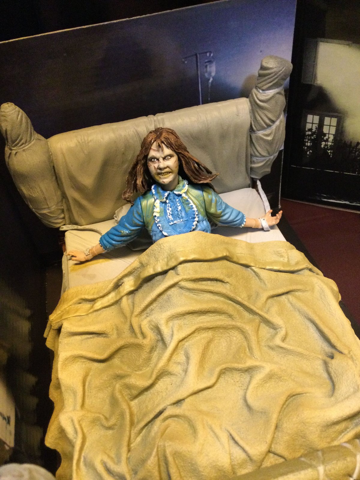 ま*ん様 エクソシスト リーガン ライフサイズヘッド「撮影用の実際の型から作られ 楽天市場】NECA ネカ 映画 エクソシスト リーガン ヘッド